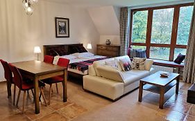 Family Apartment In Tatranska Lomnica